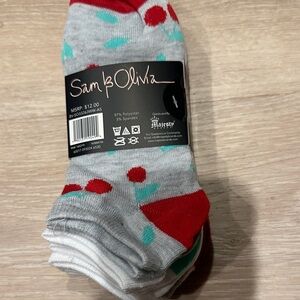 Sam and Olivia women’s six pairs no-show socks NEW